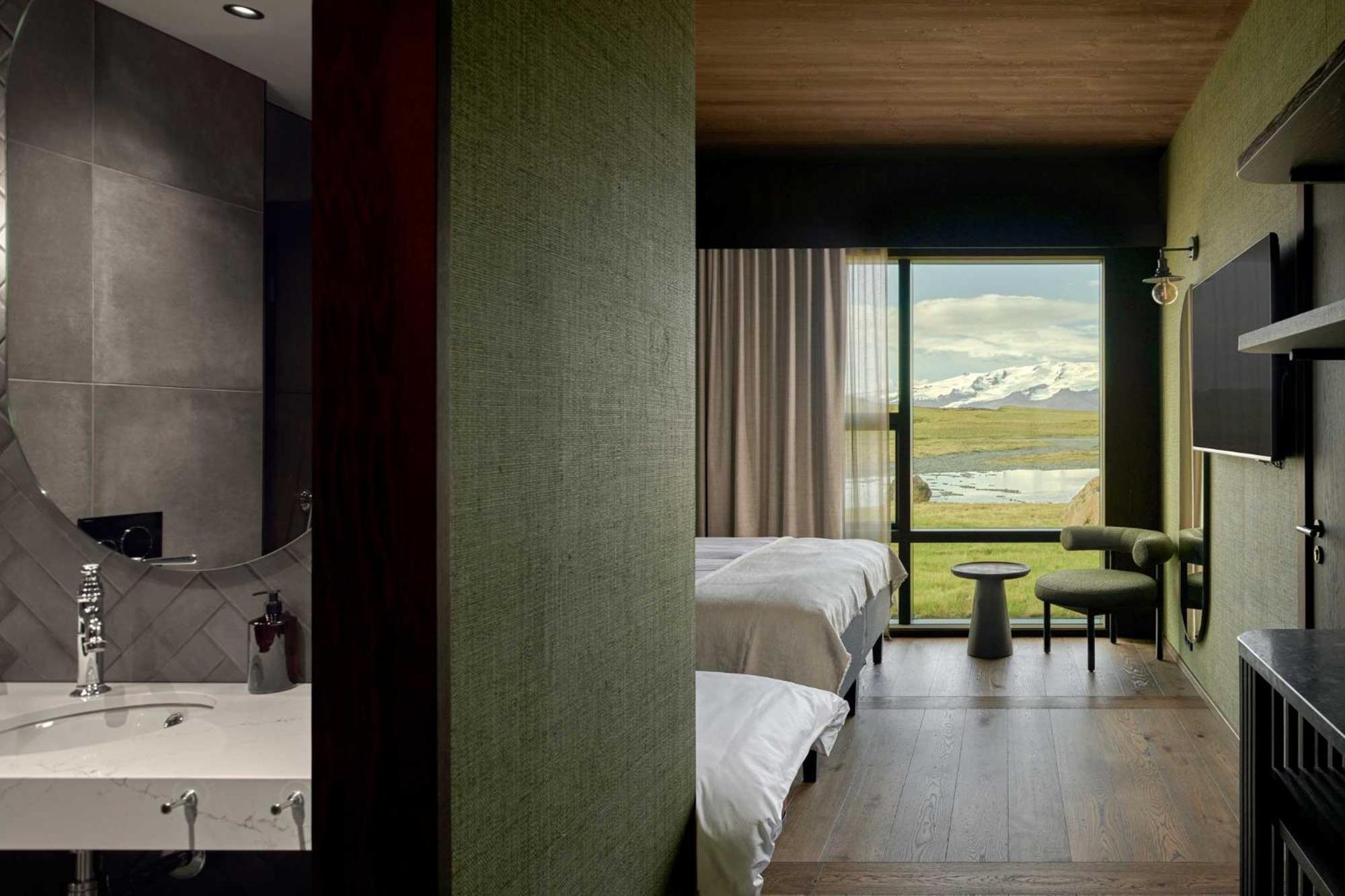 Hotel Joekulsarlon - Glacier Lagoon